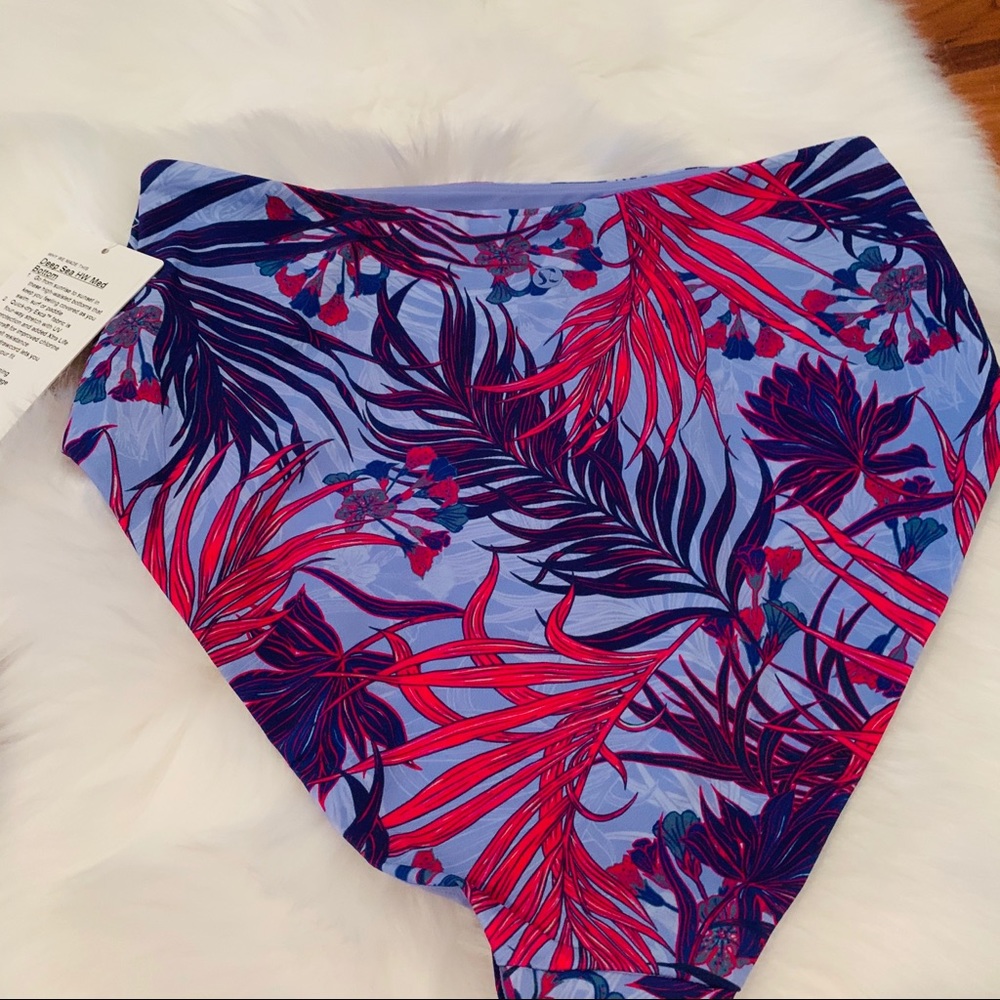 ๐ธ Lululemon deep sea high waist bottom size 10 - Picture 5 of 8